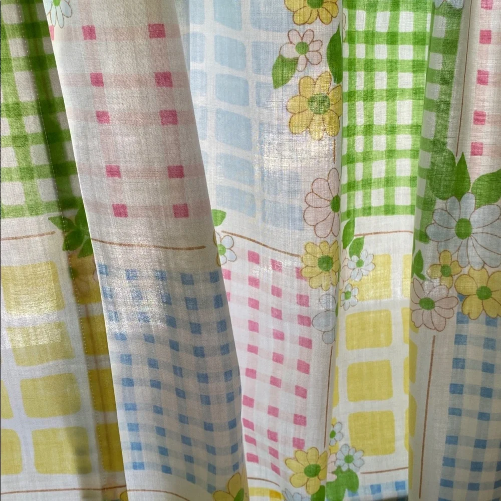 VTG Restyled Bedsheet Café Curtains